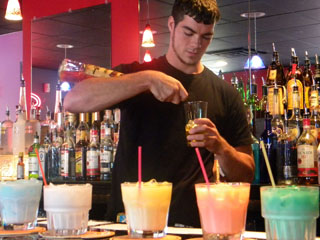 Learn behind an actual bar from our qualified instructors at the Cincinnati, Ohio Professional Bartending School.